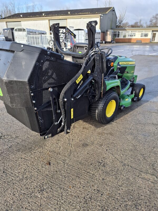 John Deere X950R Ride on Mower - Image 8