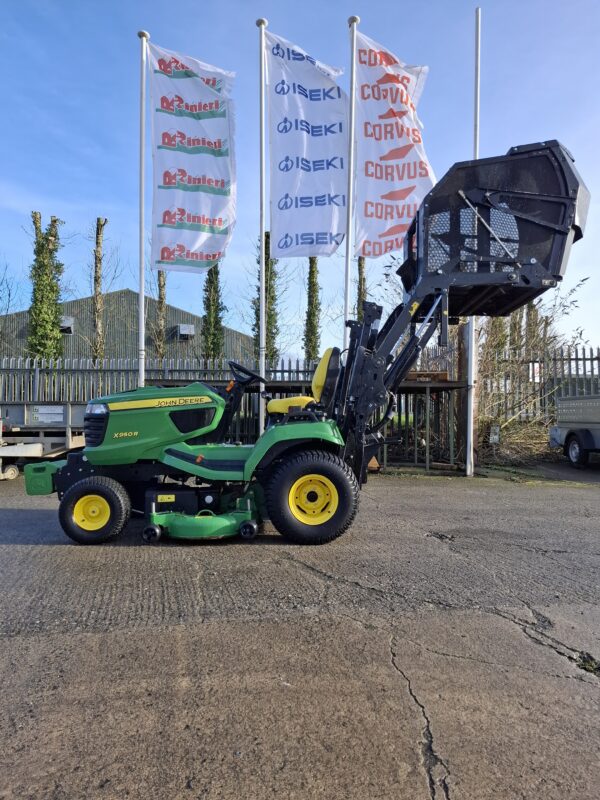 John Deere X950R Ride on Mower - Image 9