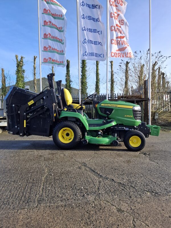 John Deere X950R Ride on Mower - Image 20