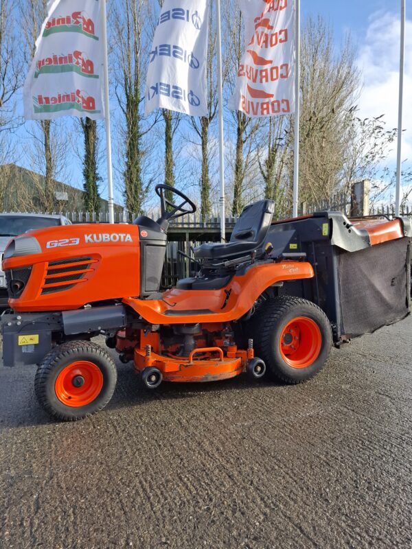 Kubota G23 Low Dump Diesel Mower - Image 5